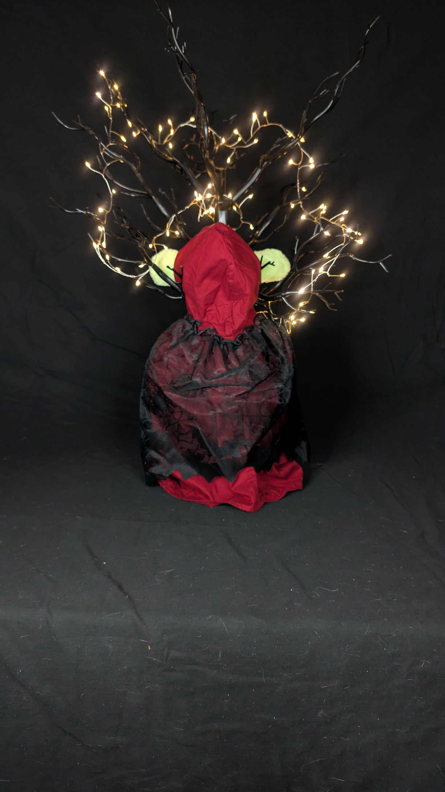 Wee One Fun Mage Red With Black Spiderweb Mesh Shawl