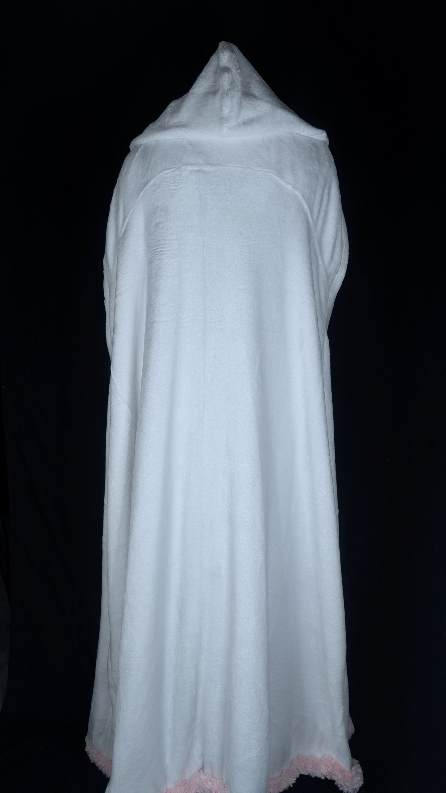 Cozy White with Pink Trim Mage