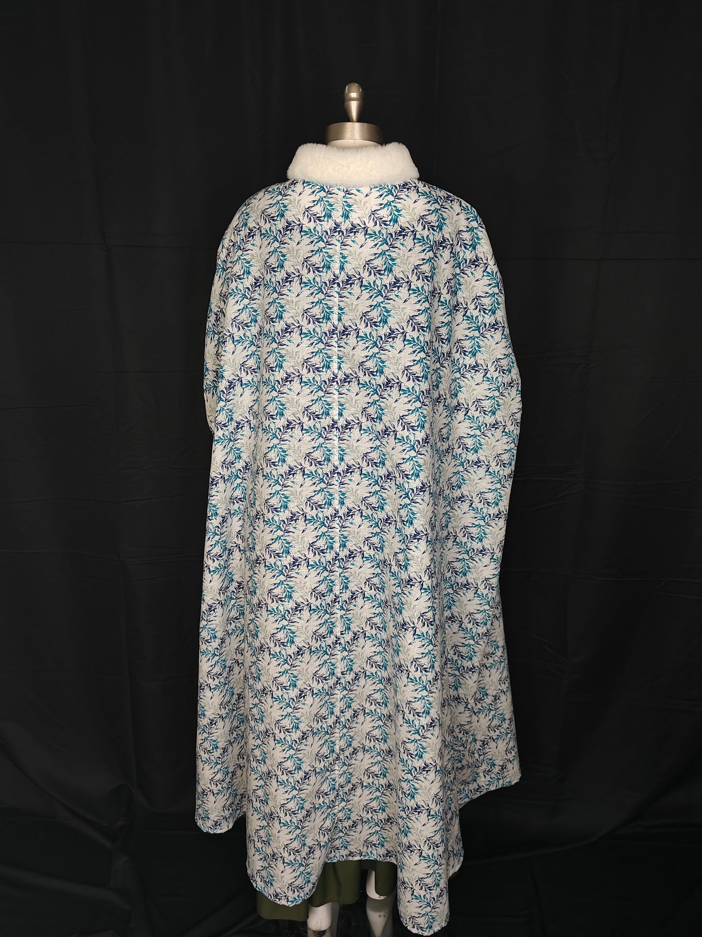 Blue Leaf Linen Ostara
