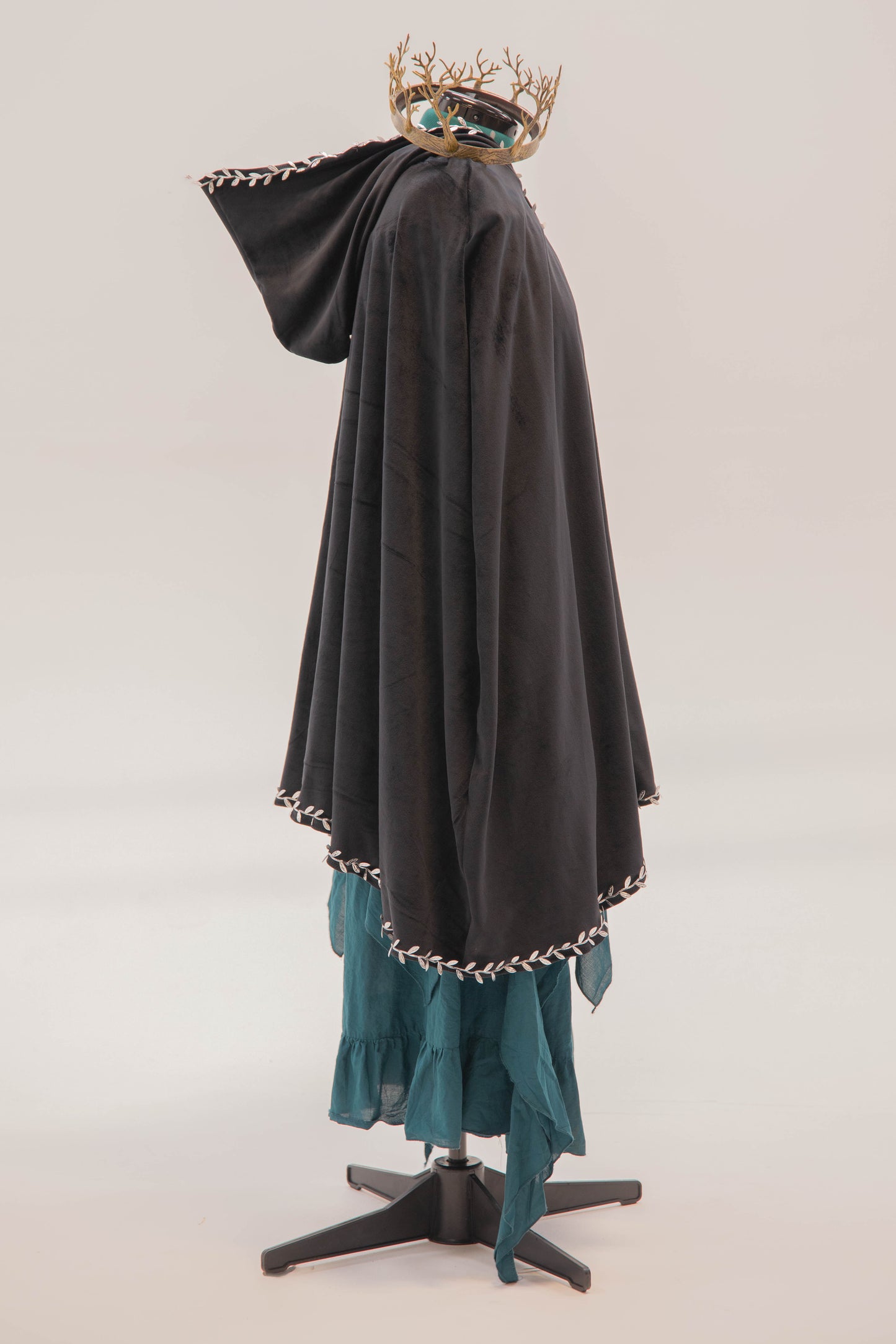 Mage Black and Silver