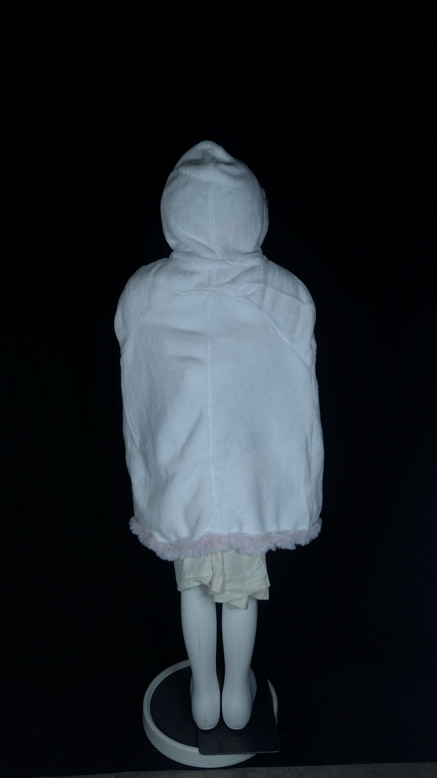 Small Folk Mage White with Pink Trim