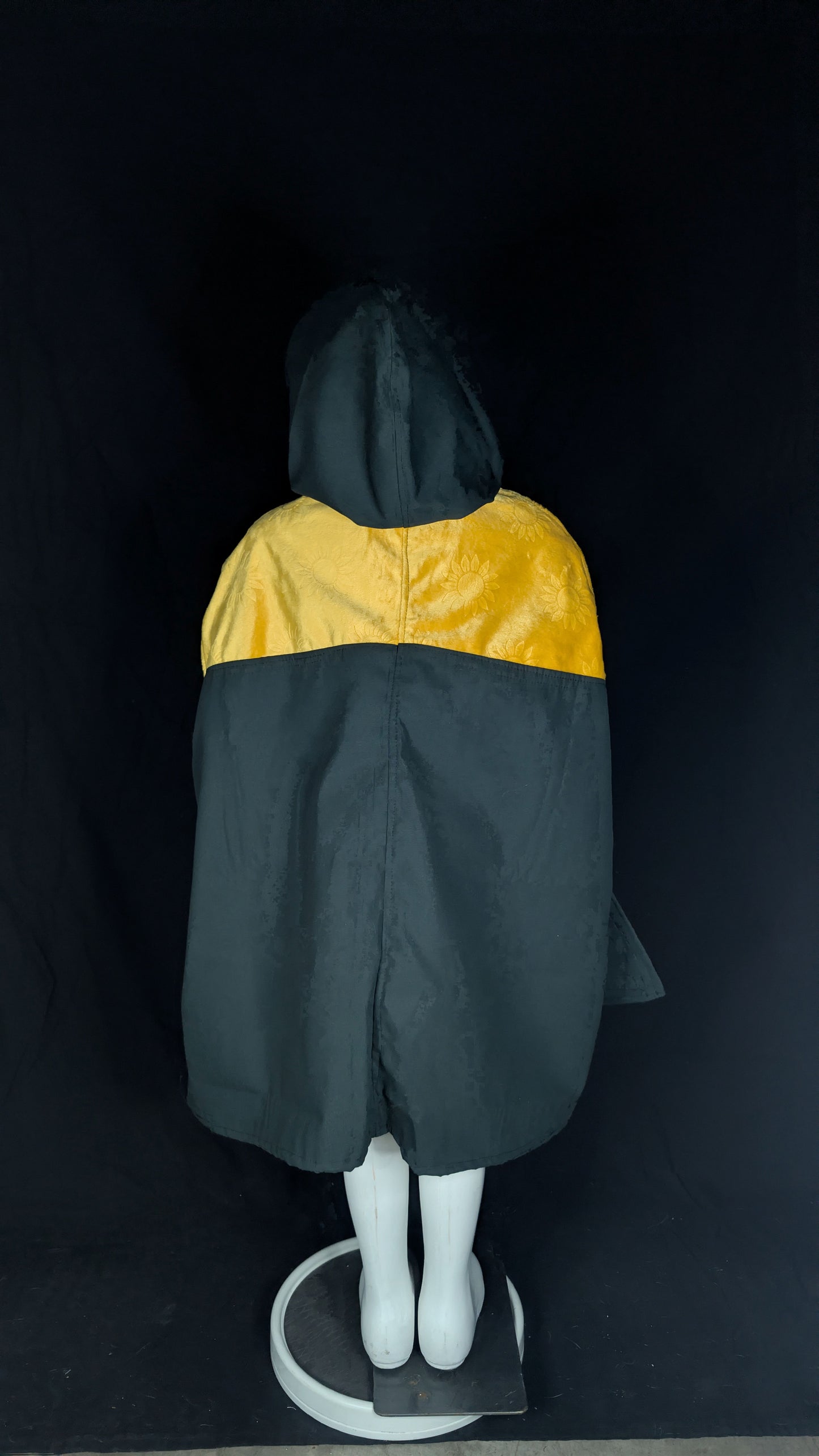 Small Folk Sunflower Fun Mage