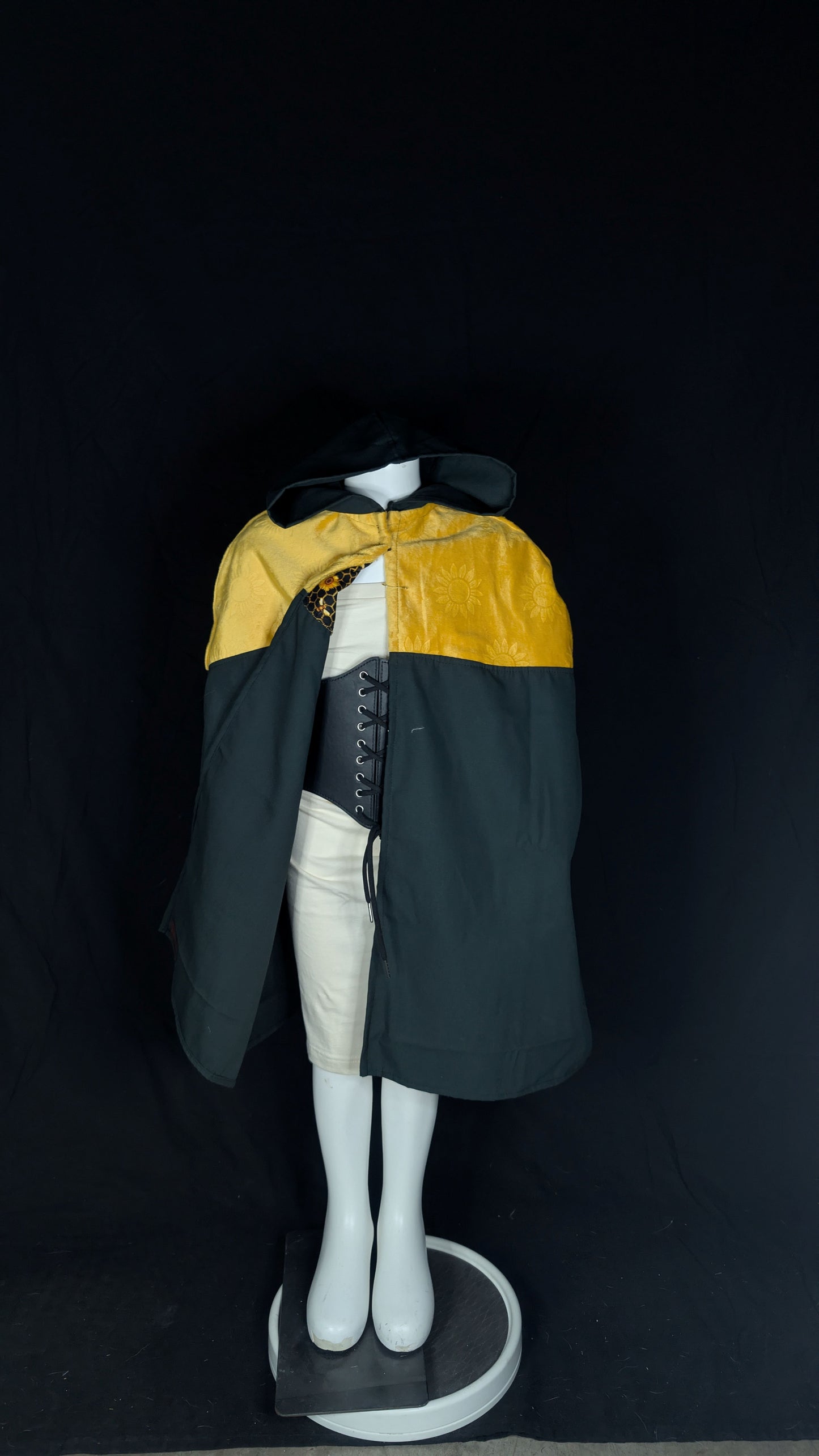 Small Folk Sunflower Fun Mage