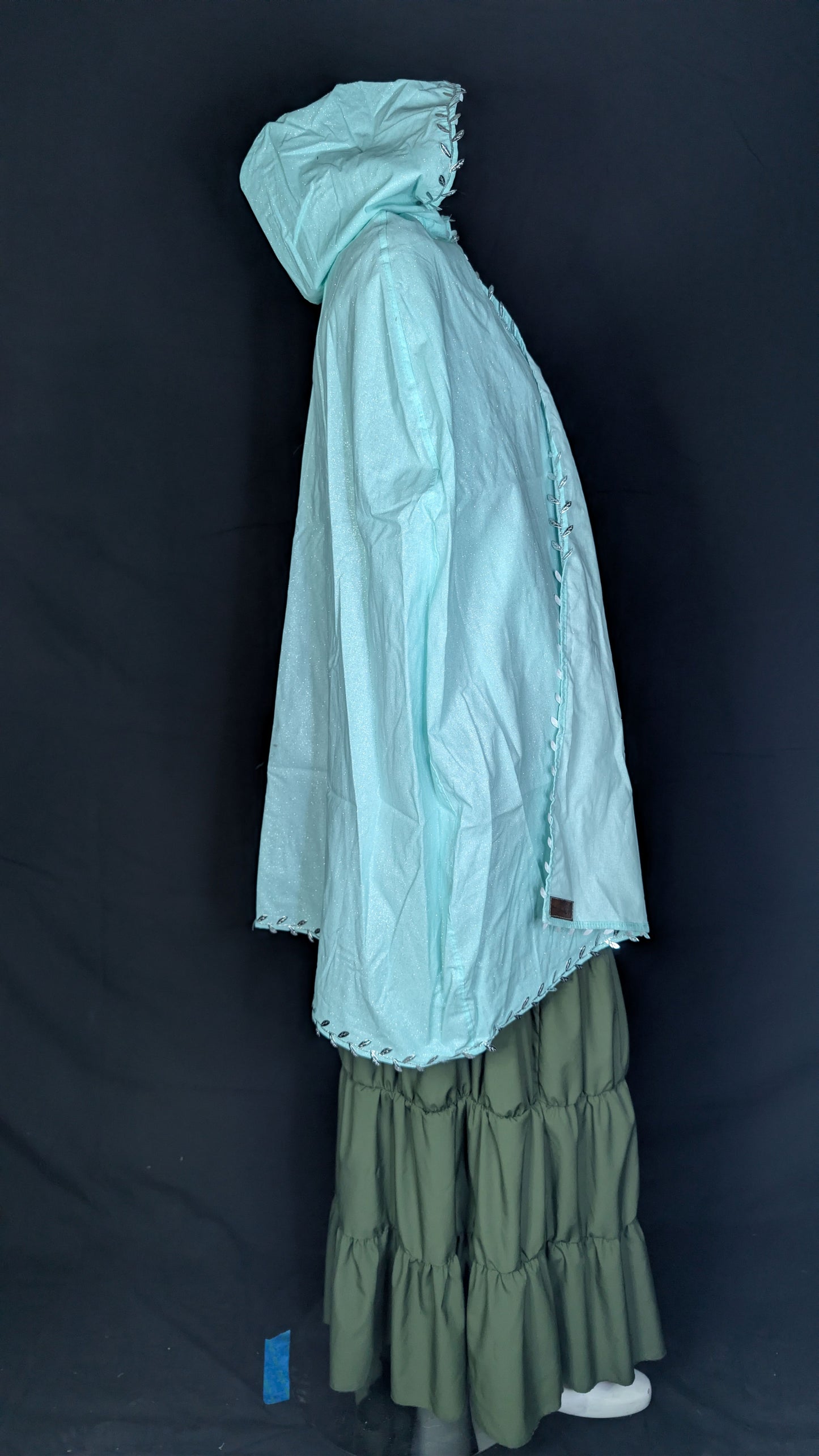 Teal Sparkle Halfling Mage With Trim